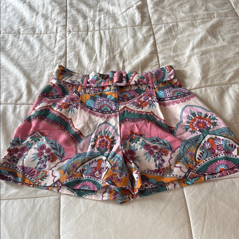 Belted Pull-on Shorts